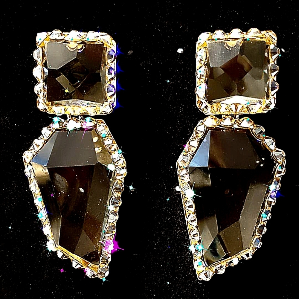 Stunning Clear and Gold Lucite Crystal Rhinestone Earrings